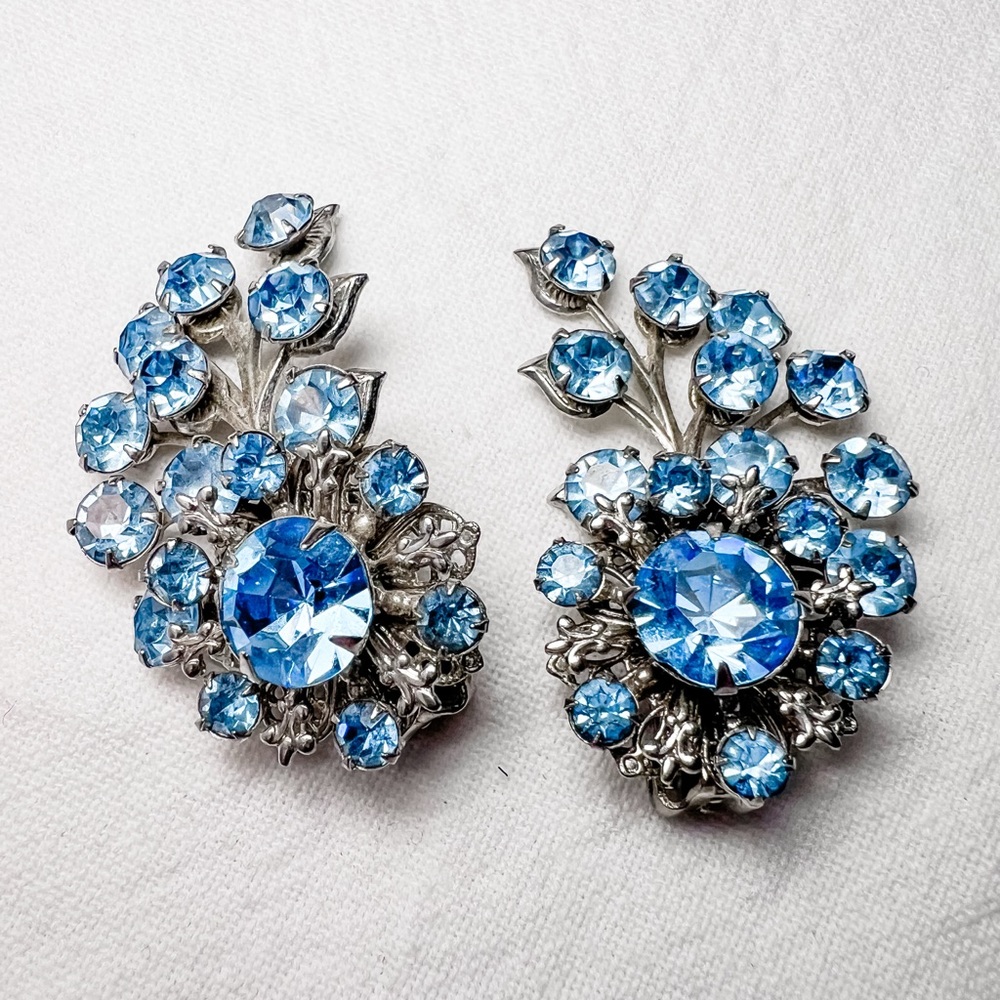 Vintage Ice Blue Rhinestone Clip On Earrings